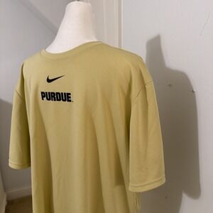 EUC Purdue Boilermakers T Shirt Mens XL Gold Nike Dri Fit Short Sleeve